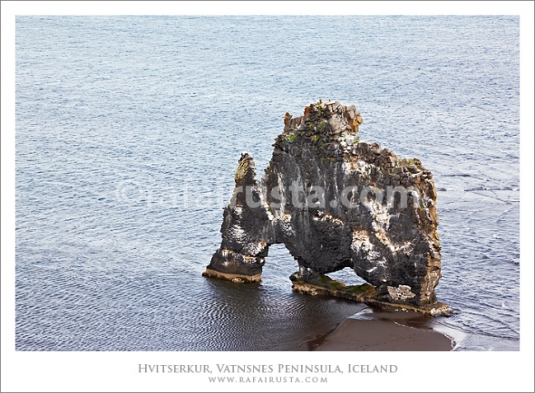Hvitserkur, rock formation in Hunafjordur, Vatnsnes Peninsula, N