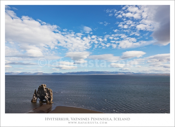 Hvitserkur, rock formation in Hunafjordur, Vatnsnes Peninsula, N