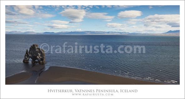 Hvitserkur, rock formation in Hunafjordur, Vatnsnes Peninsula, N